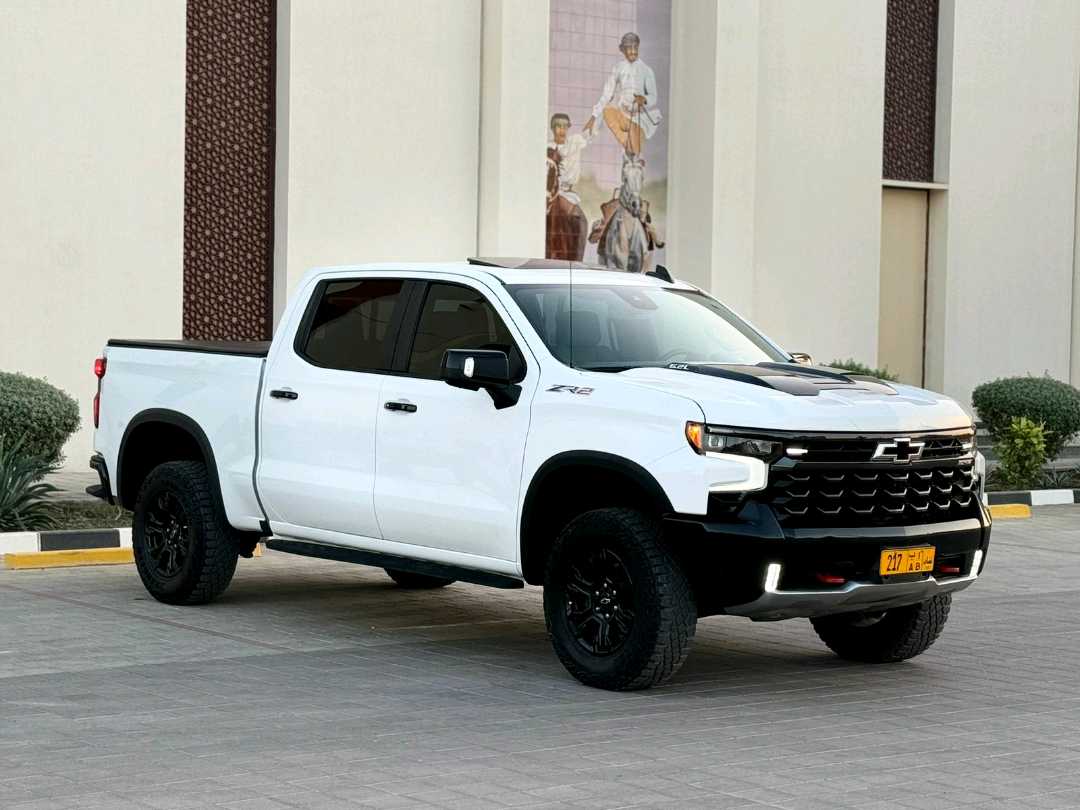 Car Image 2023 CHEVROLET SILVERADO 
