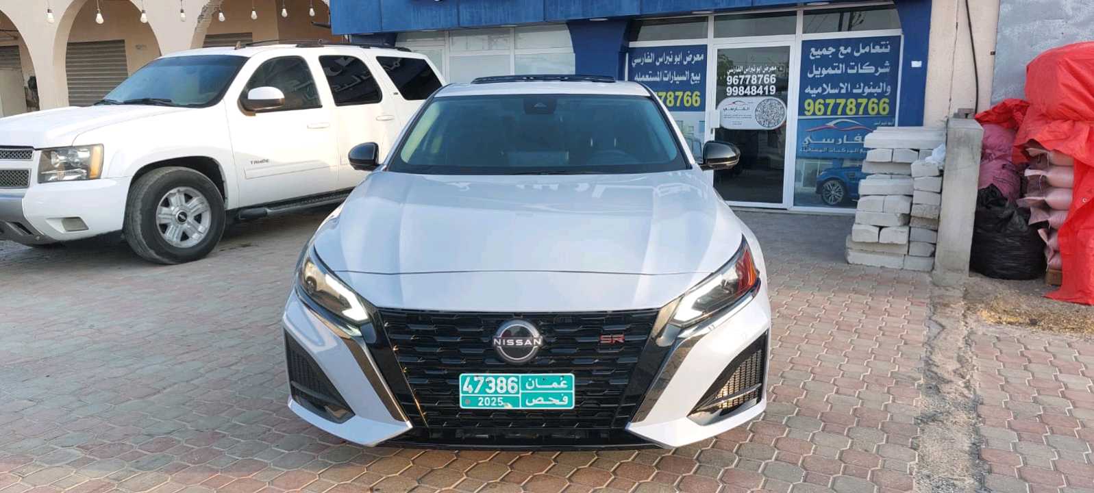 Car Image 2023 NISSAN ALTIMA SR