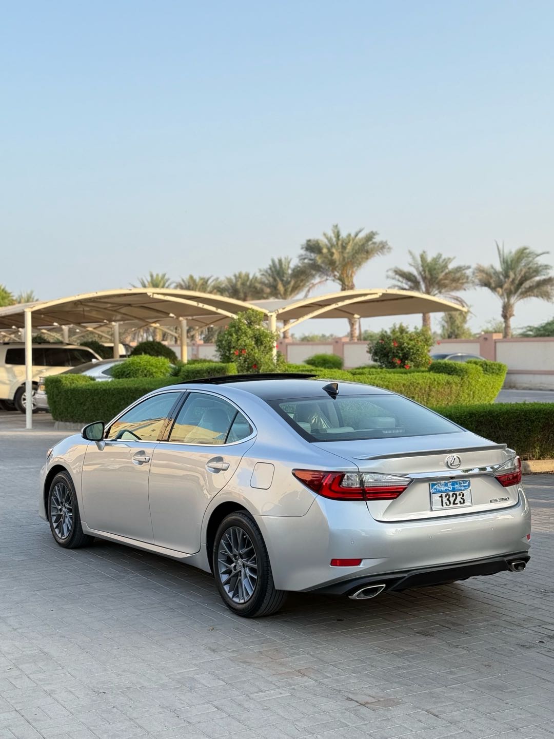 Car Image 2018 LEXUS ES 350