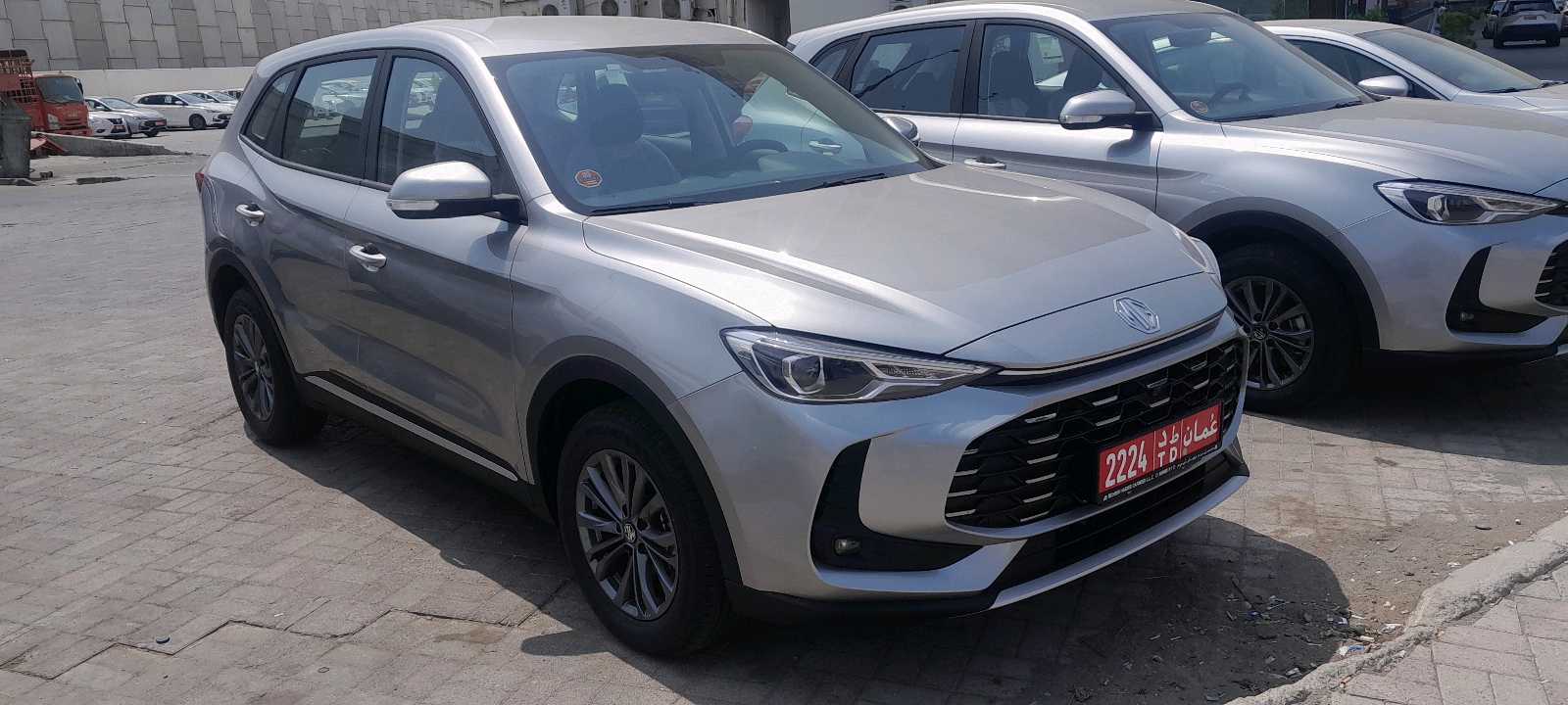 أم جي RX9 2025