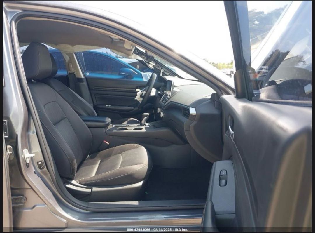 Car Image 2019 NISSAN ALTIMA