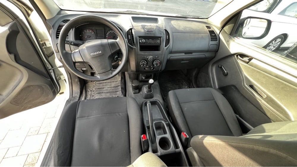 Car Image 2016 ISUZU D-MAX 