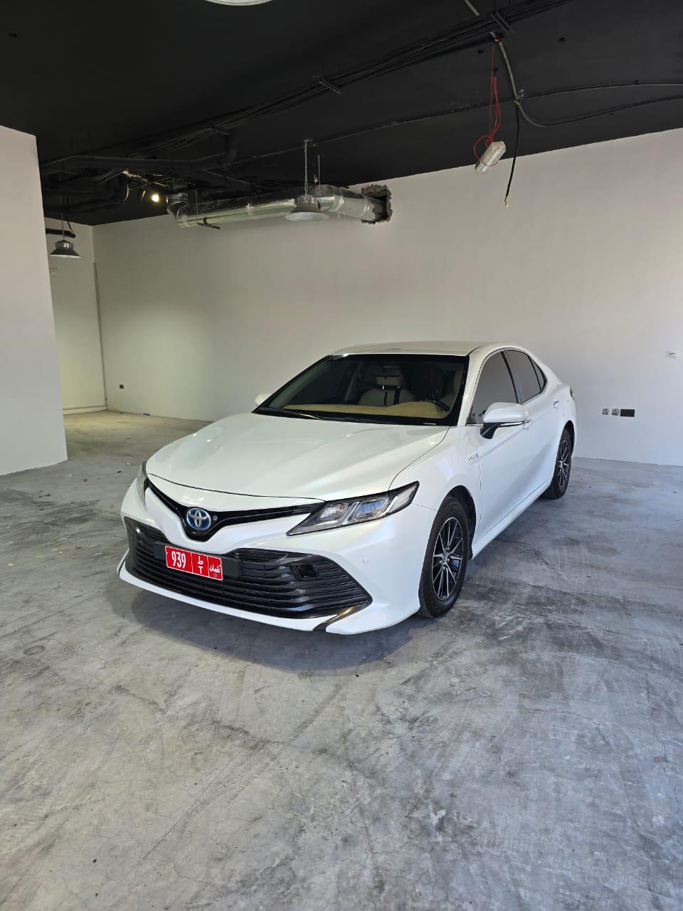TOYOTA CAMRY 2019
