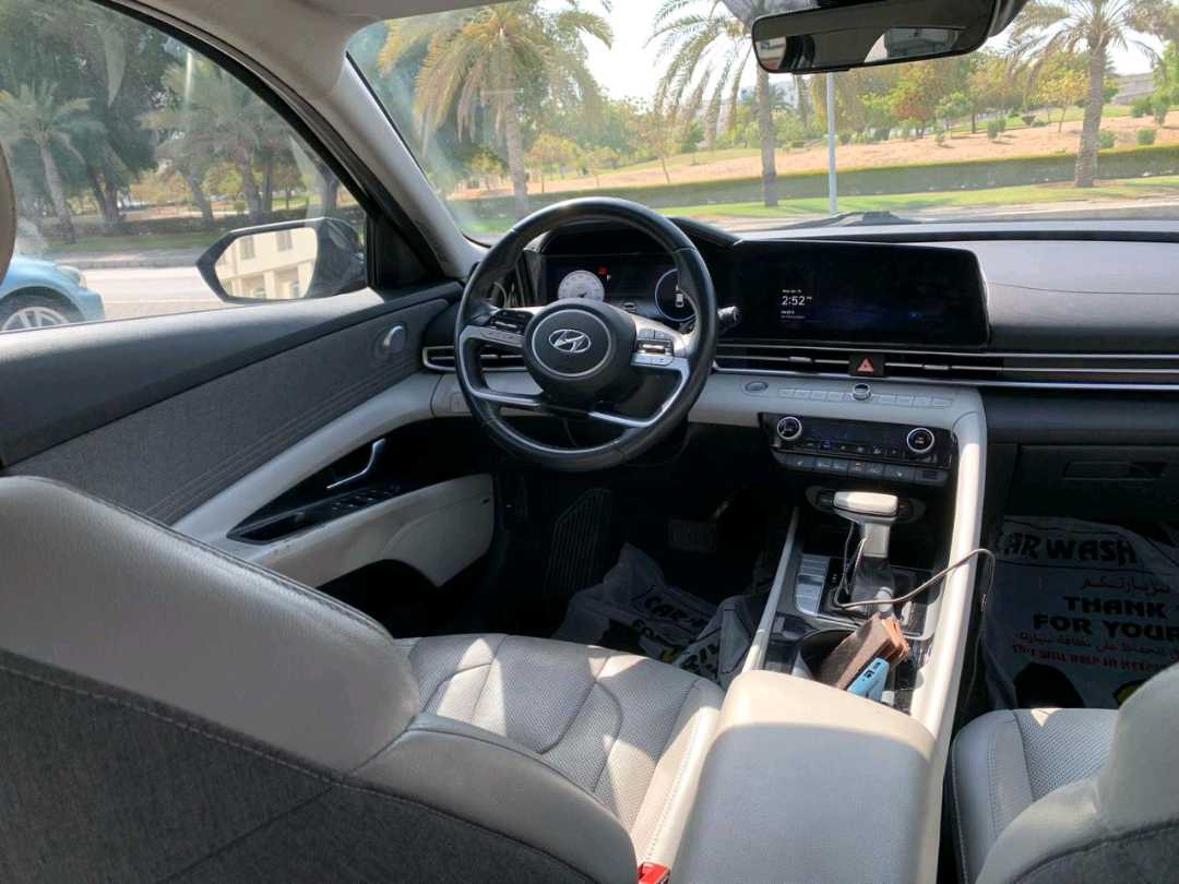HYUNDAI ELANTRA 2022