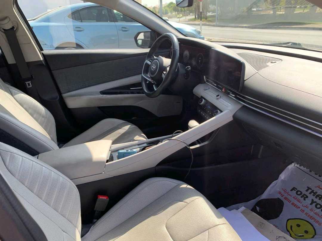 HYUNDAI ELANTRA 2022