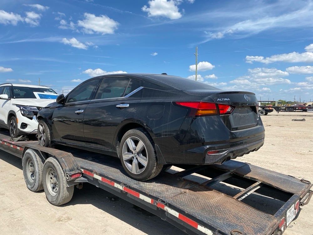 Car Image 2019 NISSAN ALTIMA