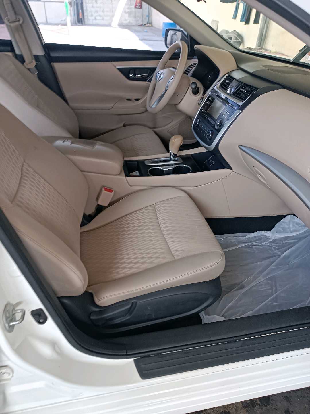 Car Image 2017 NISSAN ALTIMA S