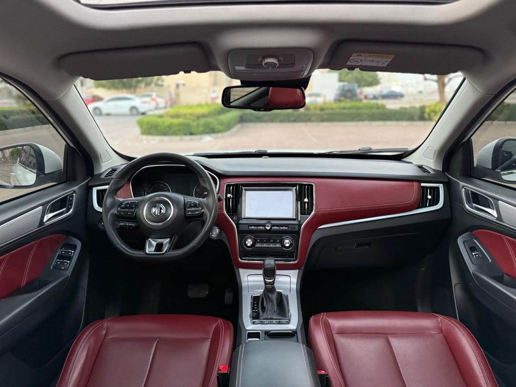 Car Image 2020 MG RX5 