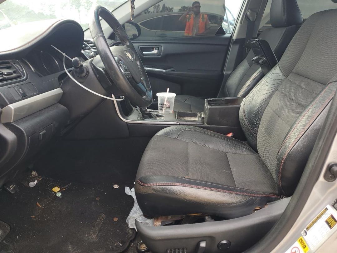 Car Image 2017 TOYOTA CAMRY