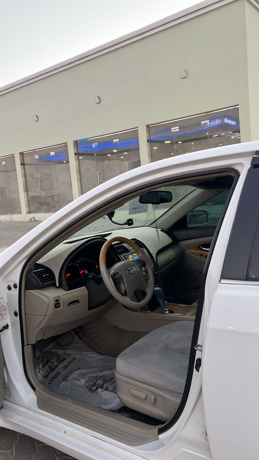 Car Image 2008 TOYOTA CAMRY XLE