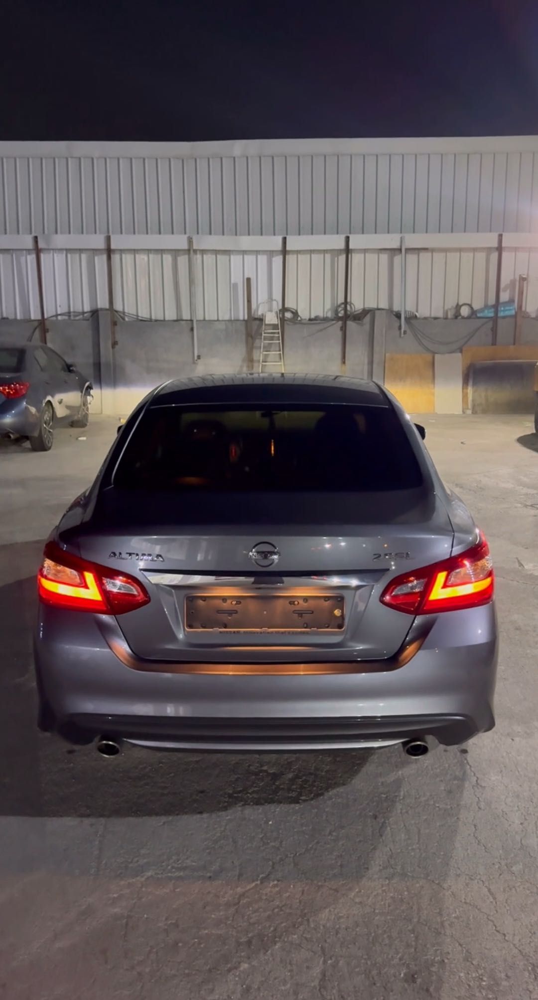 Car Image 2017 NISSAN ALTIMA SL