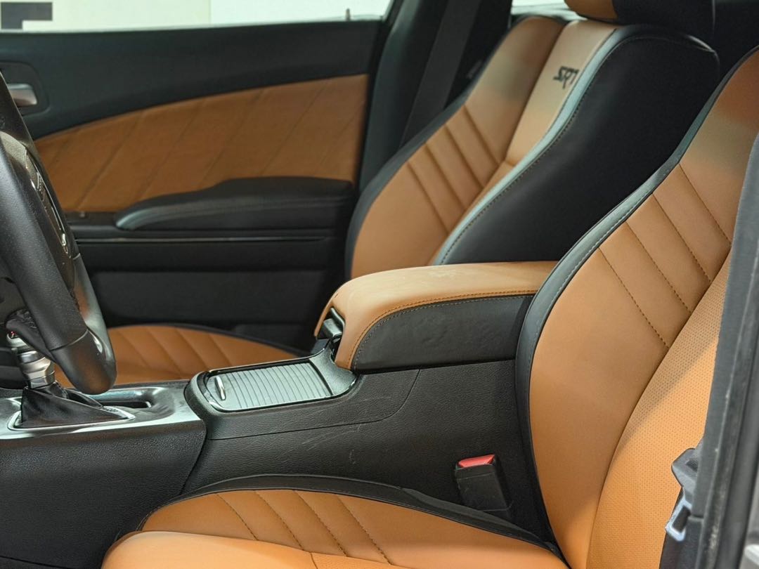 Car Image 2018 DODGE CHARGER R/T