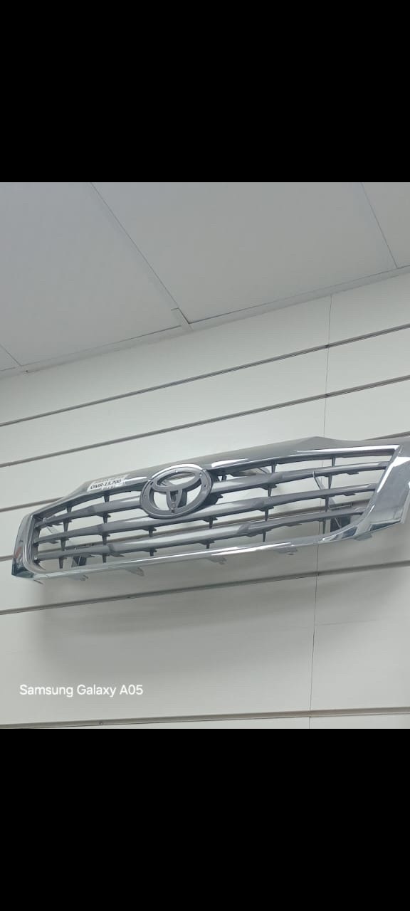TOYOTA HILUX  2013
