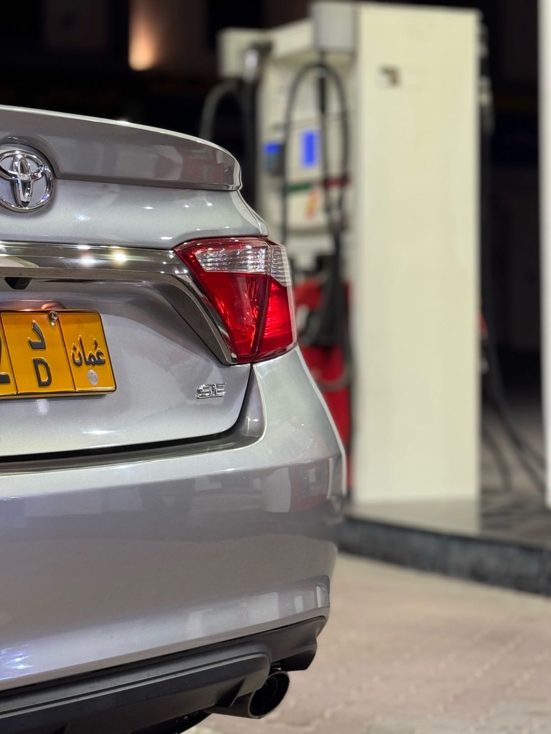 Car Image 2017 TOYOTA CAMRY SE