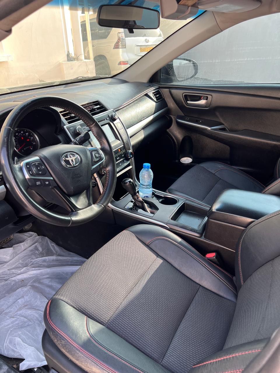 Car Image 2017 TOYOTA CAMRY SE