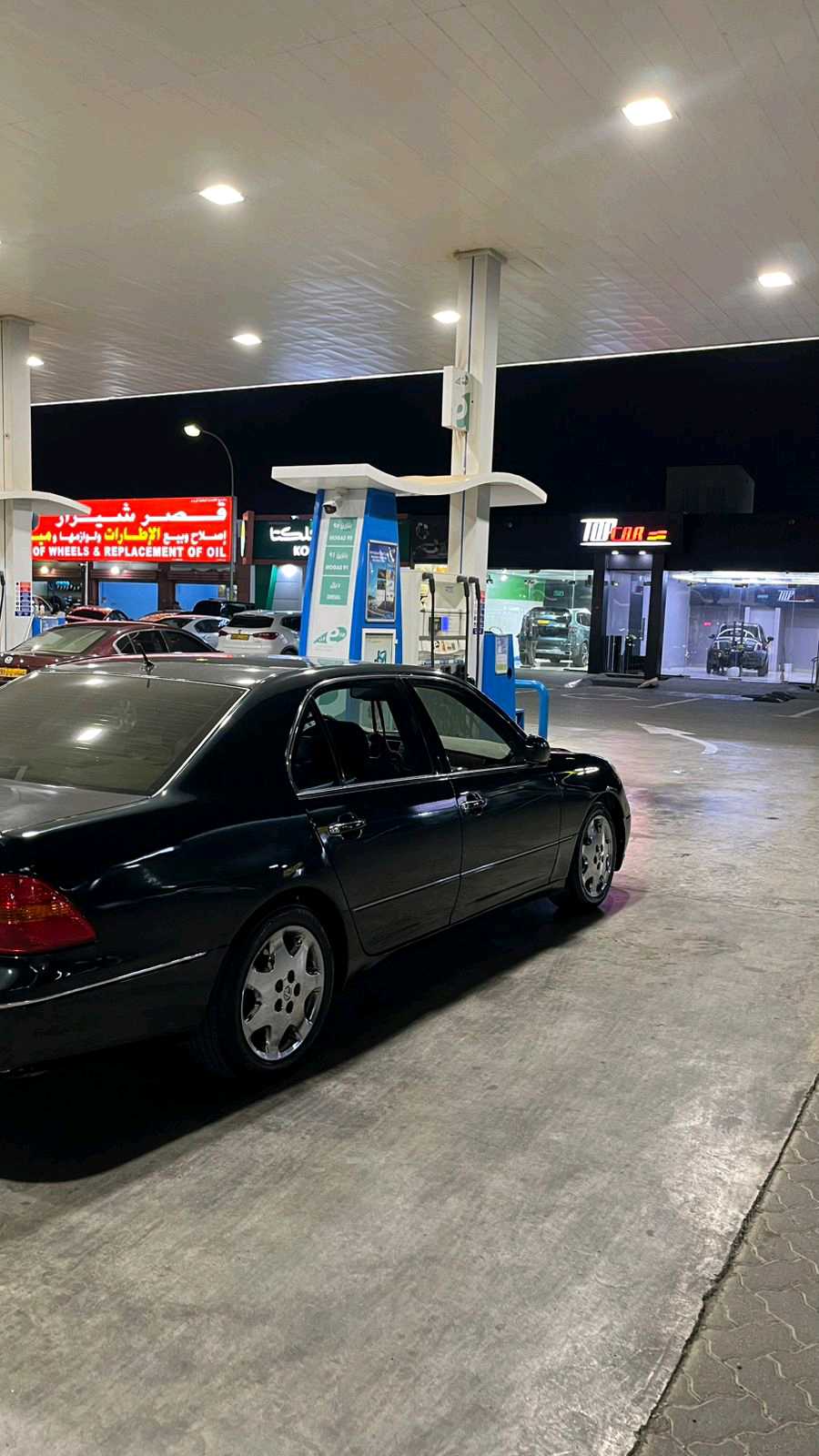 Car Image 2001 LEXUS LS 430