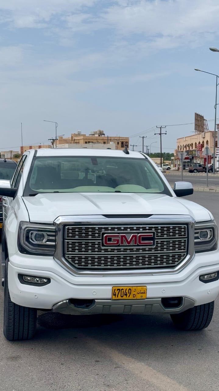 Car Image 2016 GMC SIERRA Base