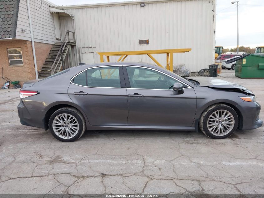 Car Image 2019 TOYOTA CAMRY