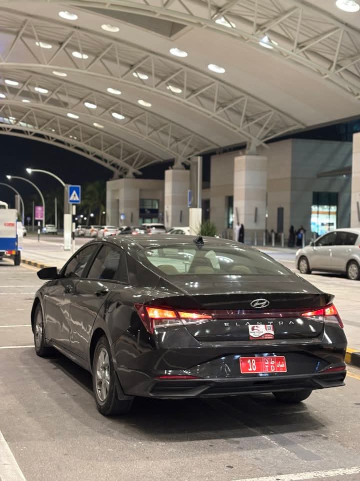 HYUNDAI ELANTRA 2022
