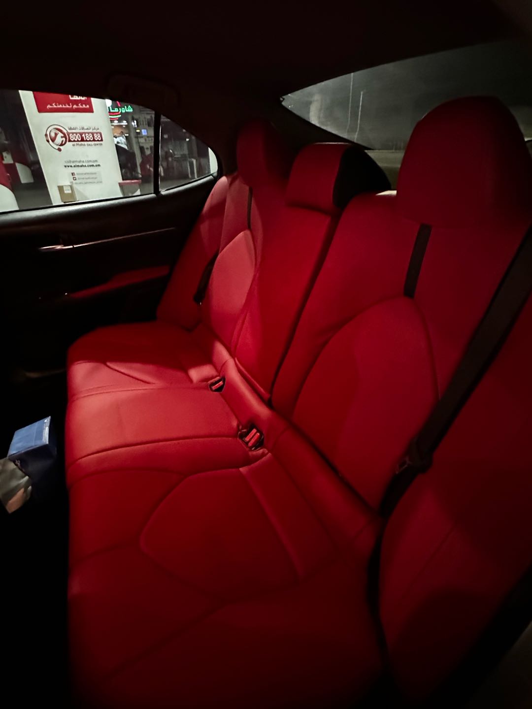 Car Image 2019 TOYOTA CAMRY LE