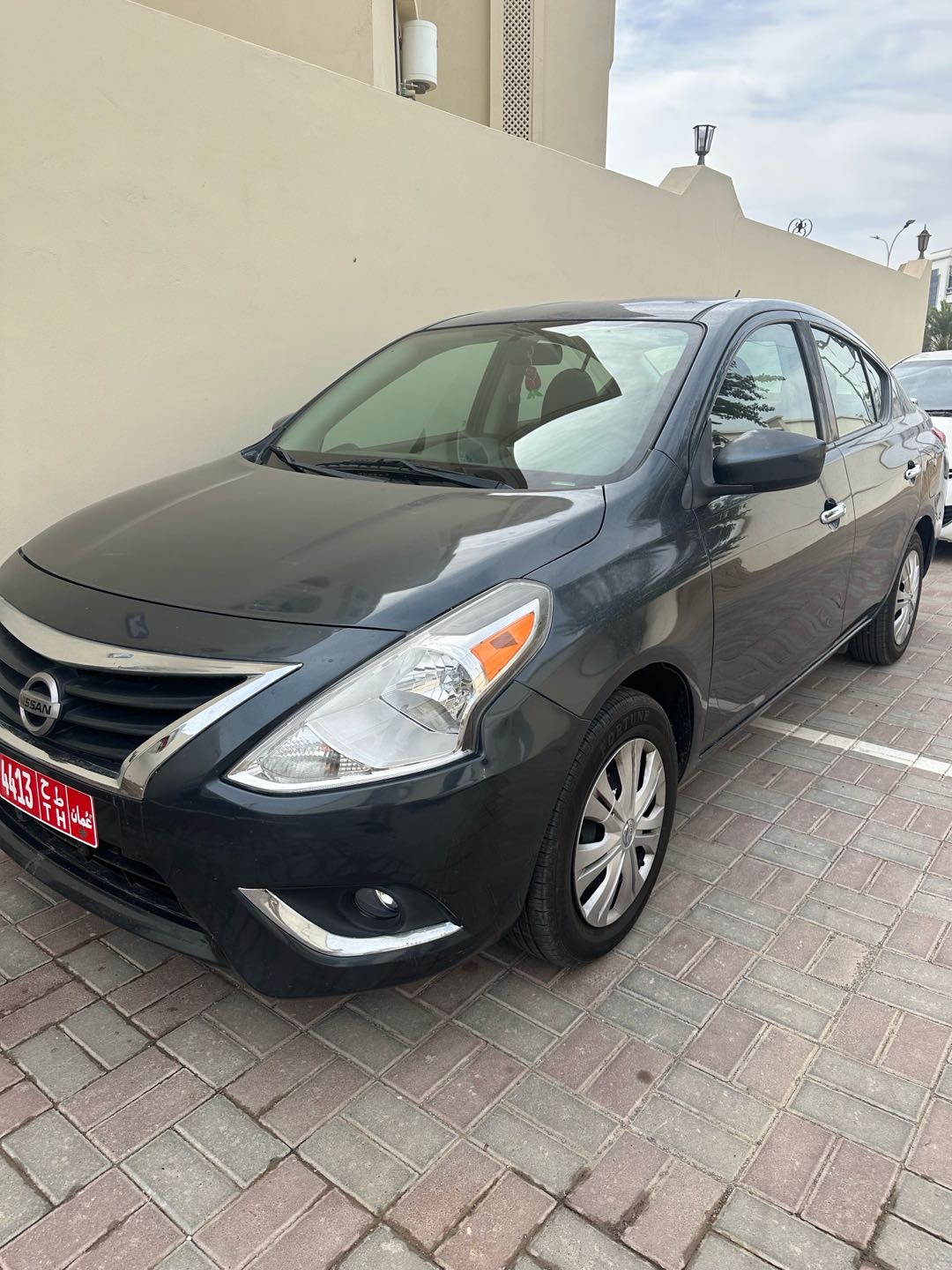 NISSAN VERSA 2018
