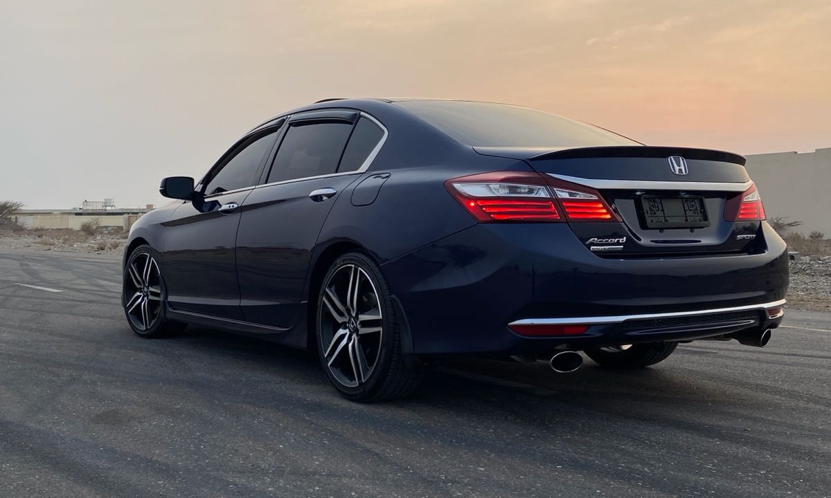 Car Image 2017 HONDA ACCORD SPORT