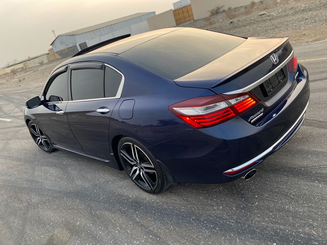 Car Image 2017 HONDA ACCORD SPORT