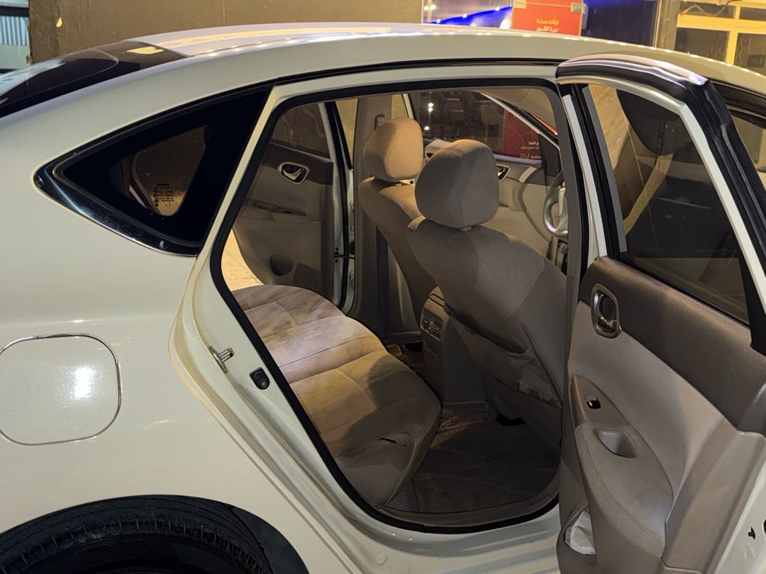 Car Image 2017 NISSAN SENTRA S