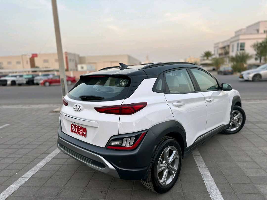 HYUNDAI KONA 2024