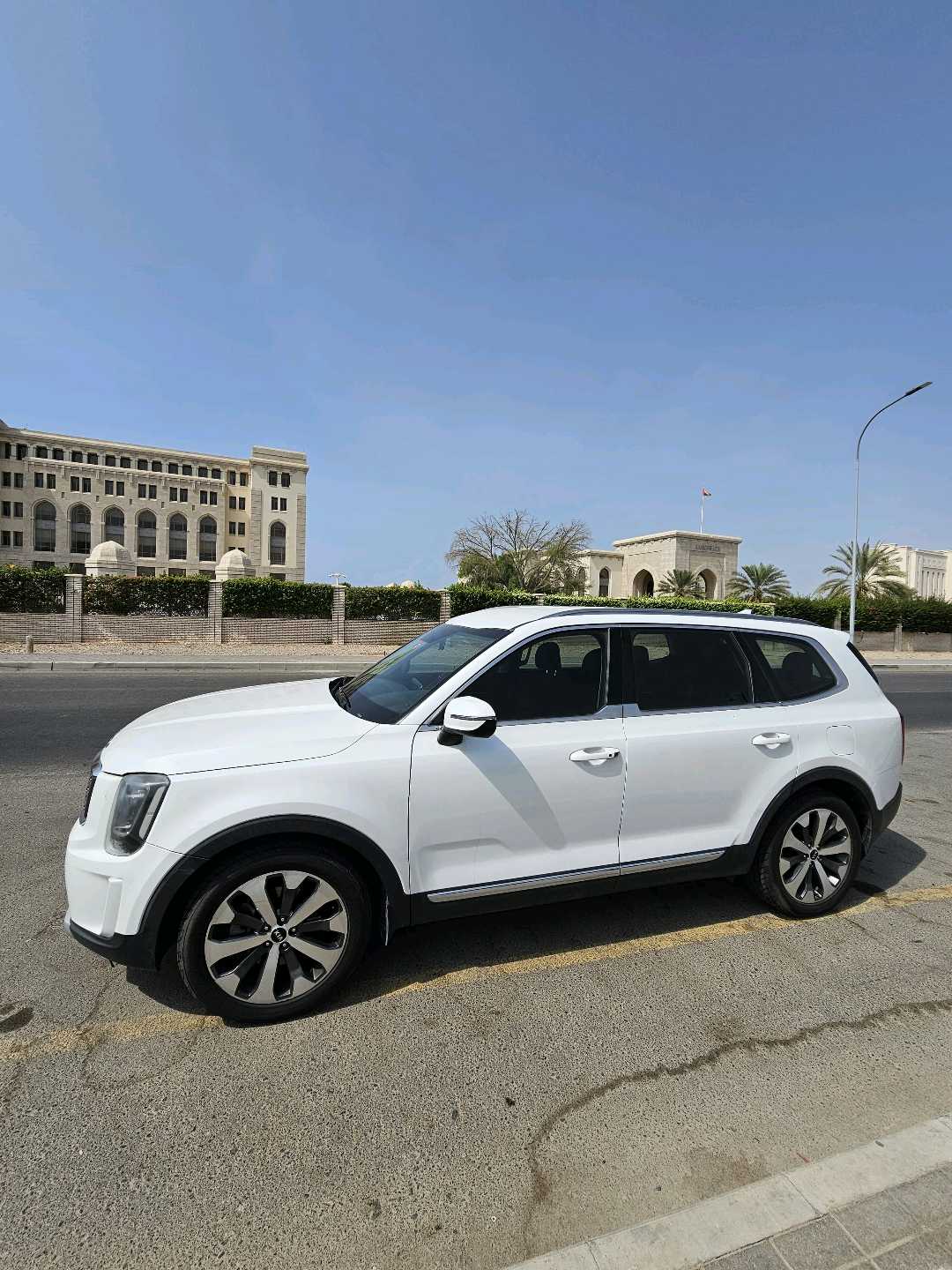 KIA TELLURIDE 2021