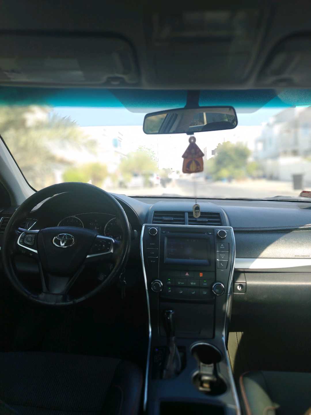 Car Image 2017 TOYOTA CAMRY SE