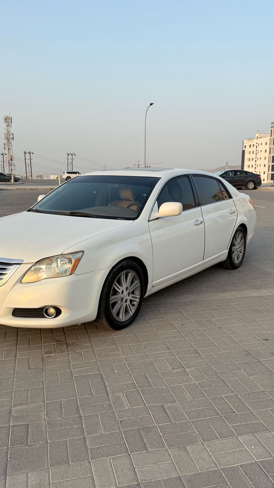 Car Image 2008 TOYOTA AVALON LIMITED
