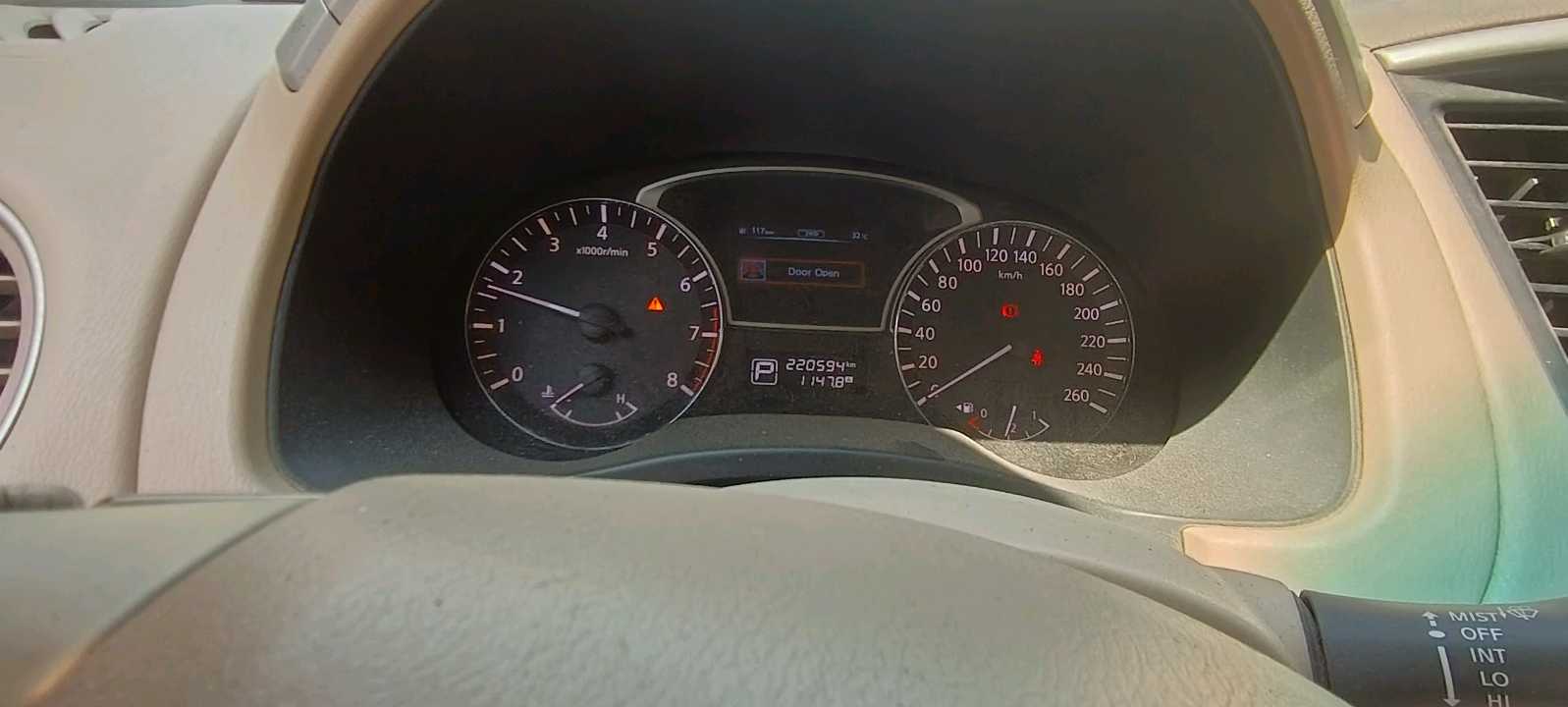 Car Image 2014 NISSAN PATHFINDER SV