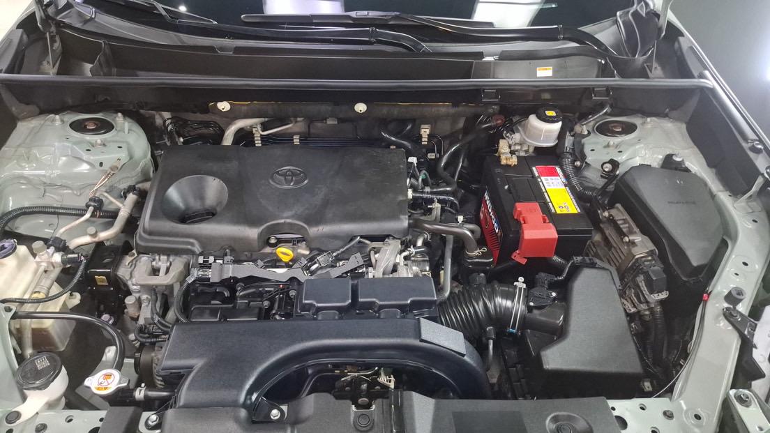 Car Image 2019 TOYOTA RAV4 