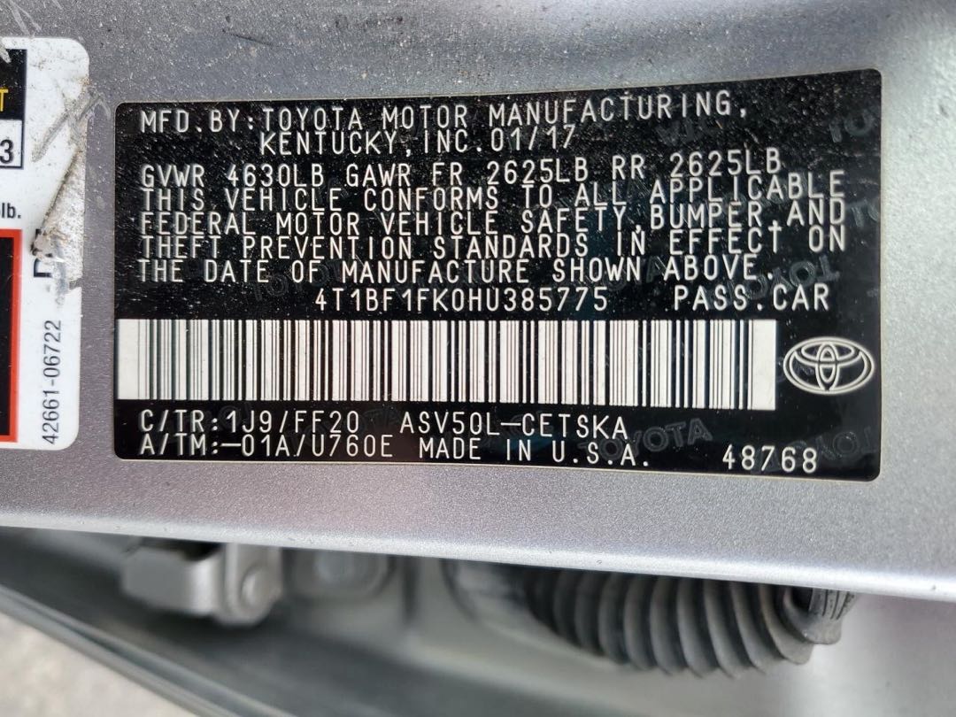 Car Image 2017 TOYOTA CAMRY