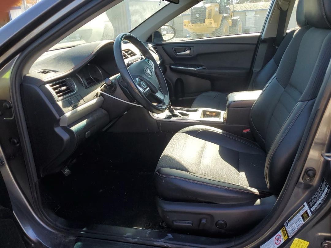 Car Image 2017 TOYOTA CAMRY