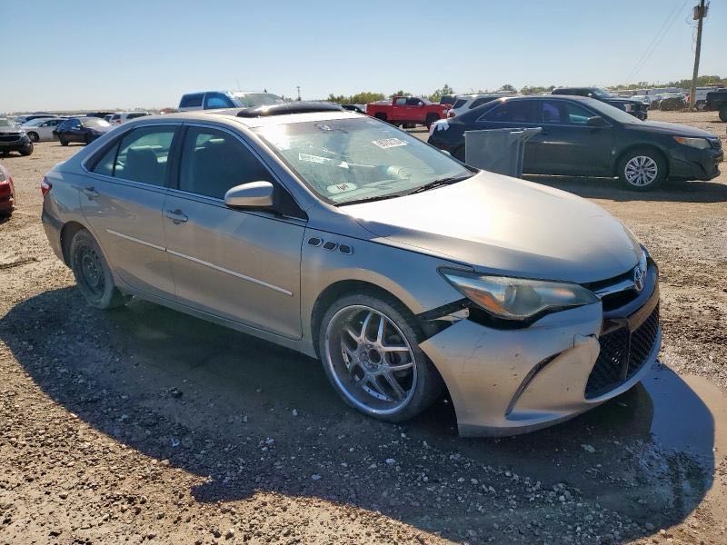 Car Image 2017 TOYOTA CAMRY