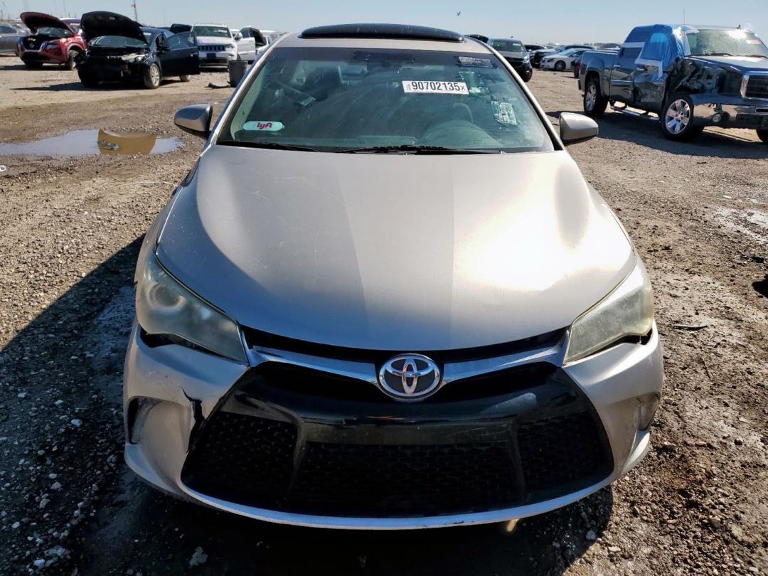 Car Image 2017 TOYOTA CAMRY