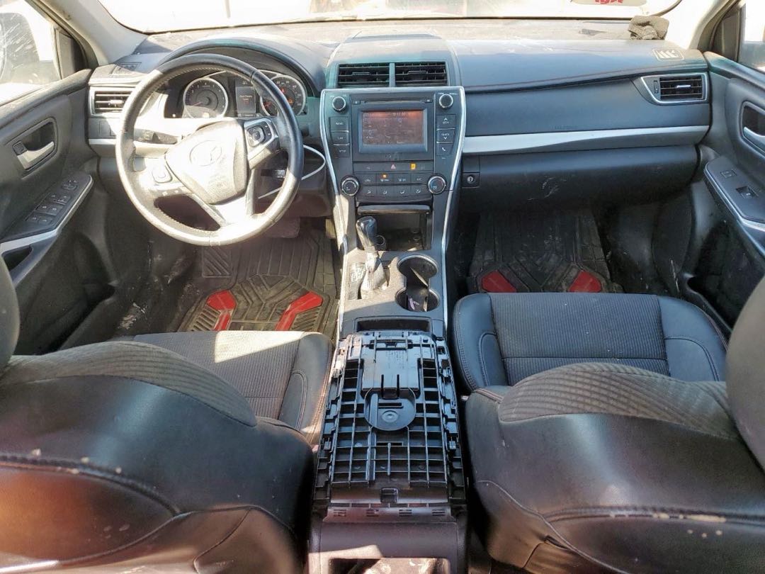 Car Image 2017 TOYOTA CAMRY