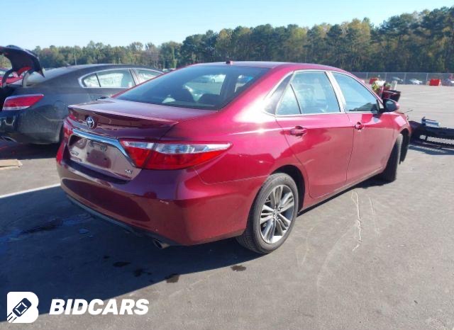 Car Image 2017 TOYOTA CAMRY
