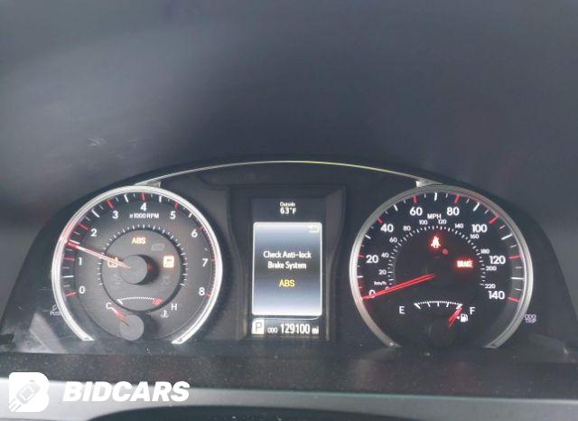Car Image 2017 TOYOTA CAMRY