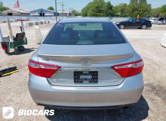 Car Image 2017 TOYOTA CAMRY