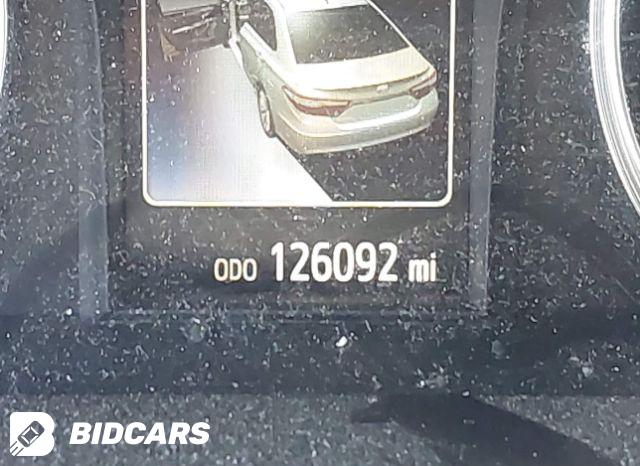Car Image 2017 TOYOTA CAMRY