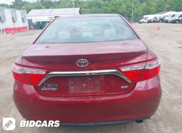Car Image 2017 TOYOTA CAMRY