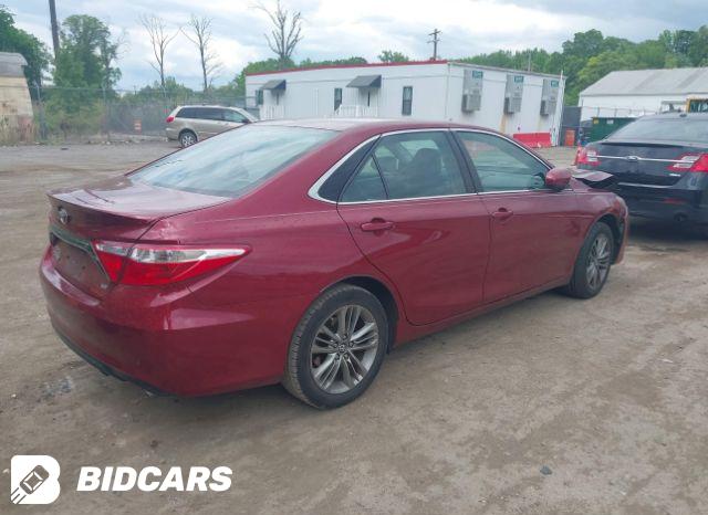 Car Image 2017 TOYOTA CAMRY