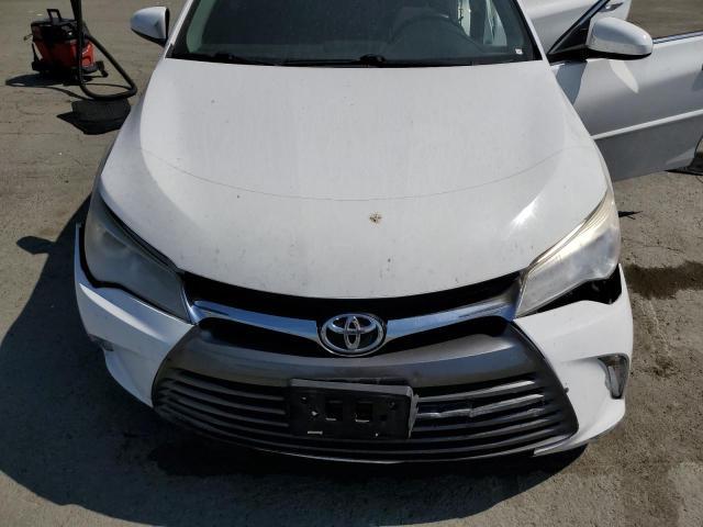 Car Image 2017 TOYOTA CAMRY