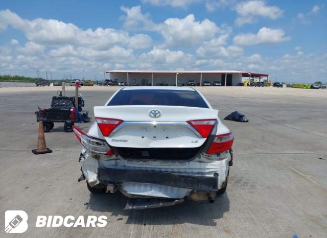 Car Image 2017 TOYOTA CAMRY