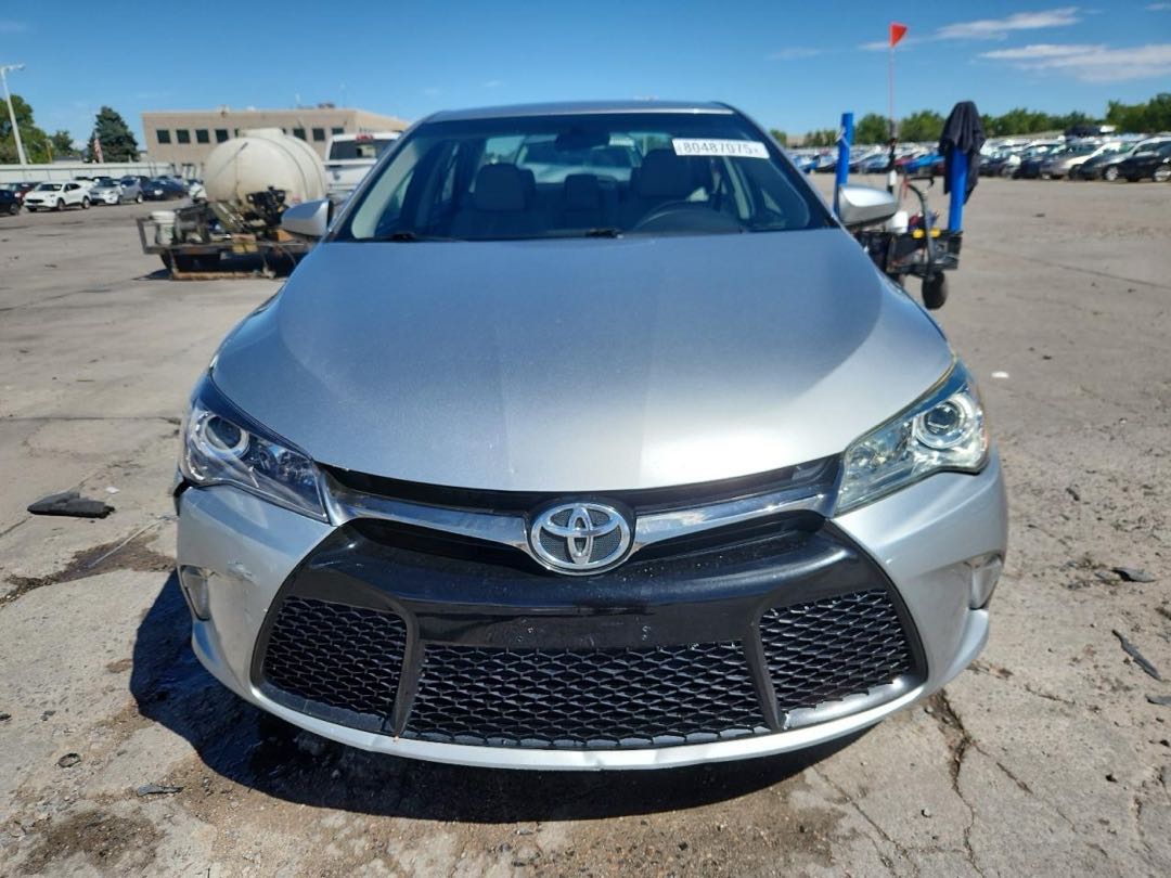 Car Image 2017 TOYOTA CAMRY