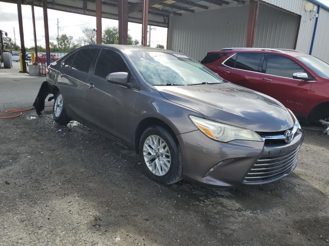 Car Image 2017 TOYOTA CAMRY