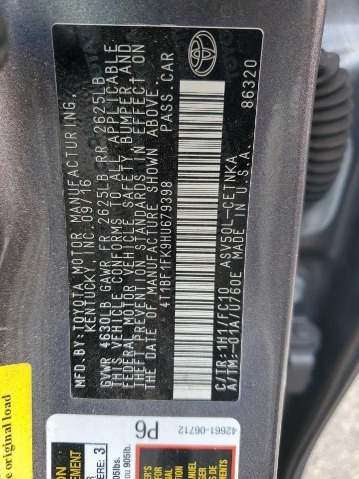 Car Image 2017 TOYOTA CAMRY